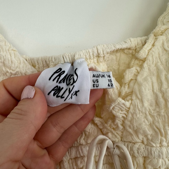 Princess Polly Cream Crinkle Spaghetti Strap Cami - Picture 8 of 8